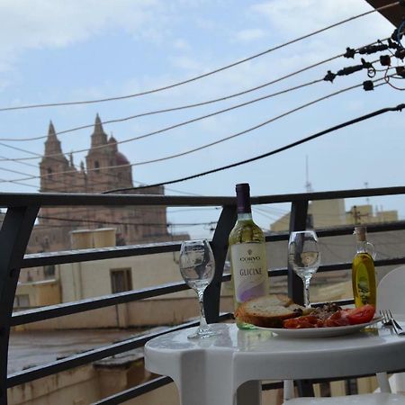 Mellieha Town Centre Bright & Spacious 3 Bedroom Apartment Eksteriør bilde