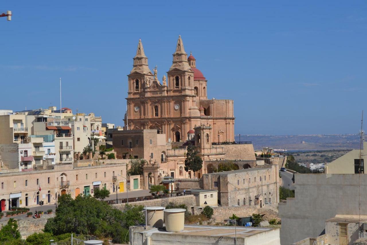 Mellieha Town Centre Bright & Spacious 3 Bedroom Apartment Eksteriør bilde