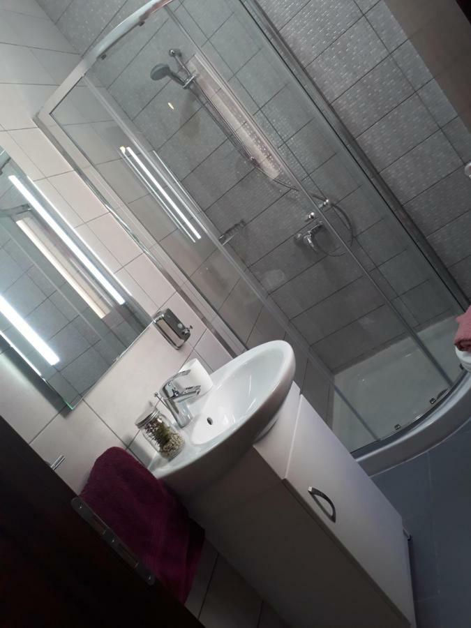 Mellieha Town Centre Bright & Spacious 3 Bedroom Apartment Eksteriør bilde
