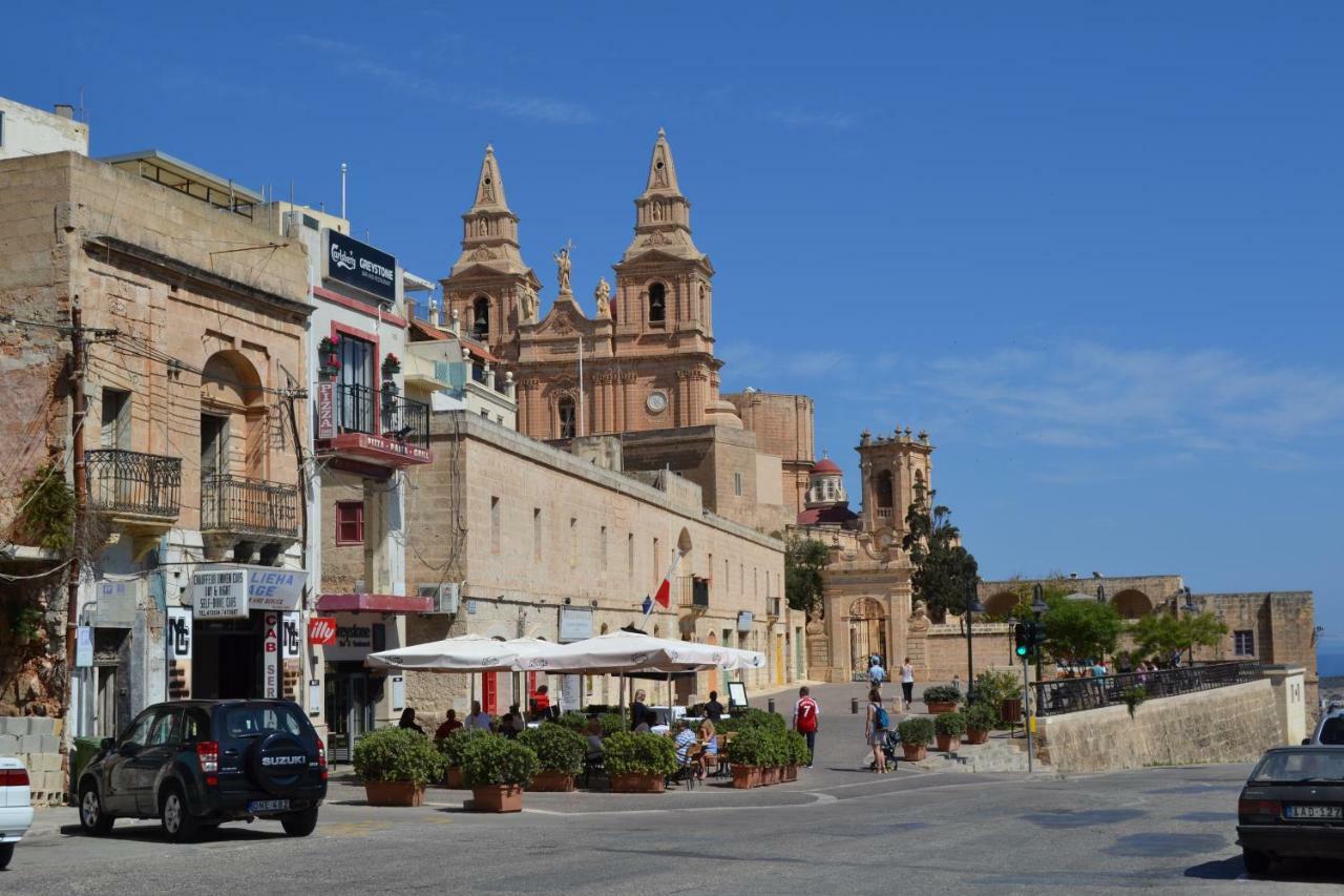 Mellieha Town Centre Bright & Spacious 3 Bedroom Apartment Eksteriør bilde