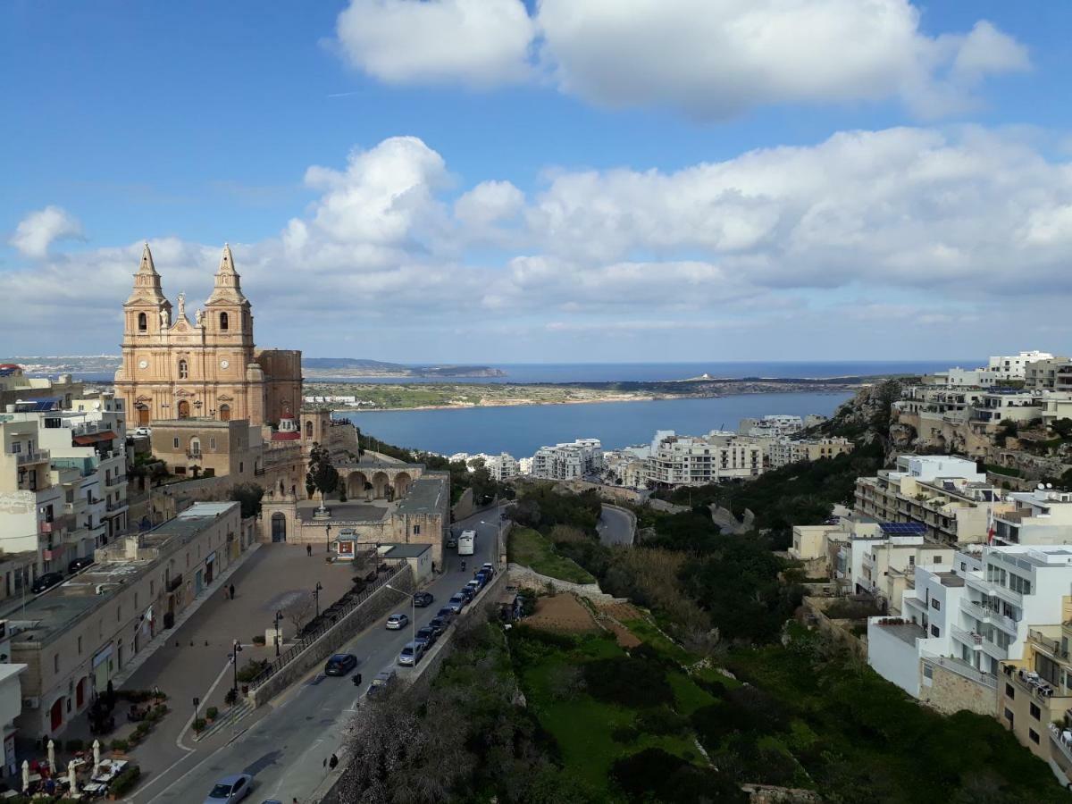 Mellieha Town Centre Bright & Spacious 3 Bedroom Apartment Eksteriør bilde